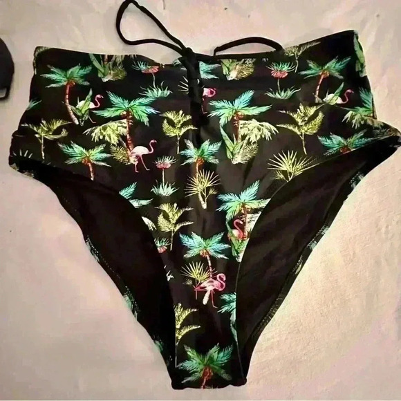 Flamingo Tropical Bikini - Picture 8 of 15